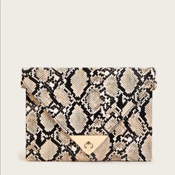 Twist Lock Snakeskin Print Chain Bag - Picture 4 of 6